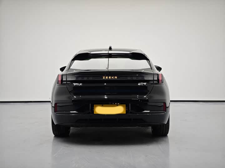 Фото 5 - Zeekr 001