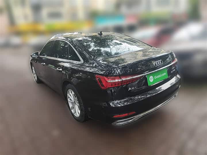 Фото 29 - Audi A6L