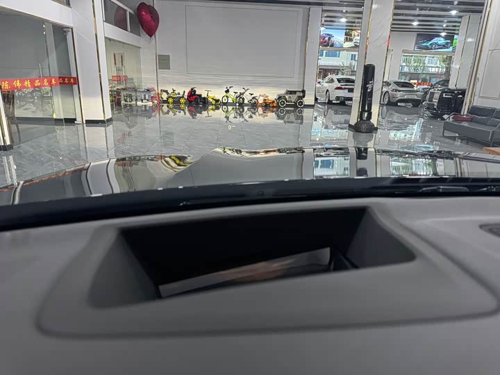 Фото 14 - BMW X5