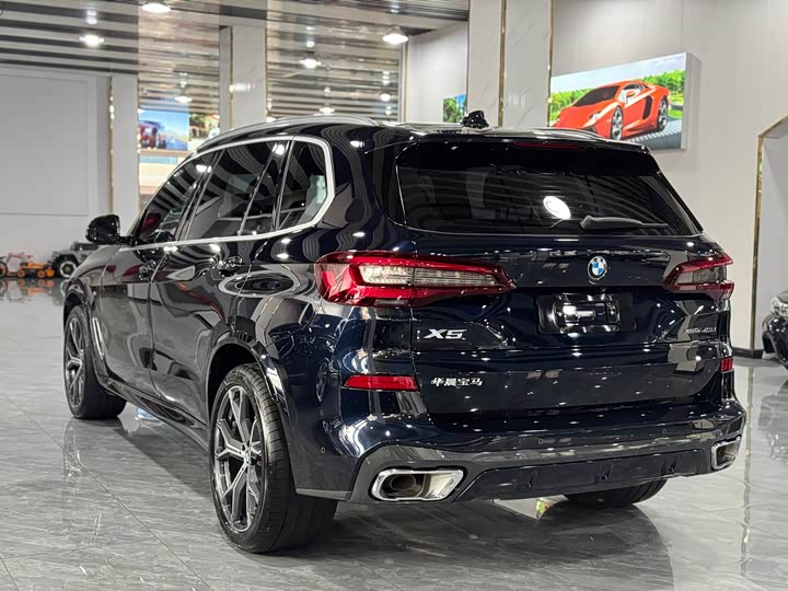 Фото 22 - BMW X5