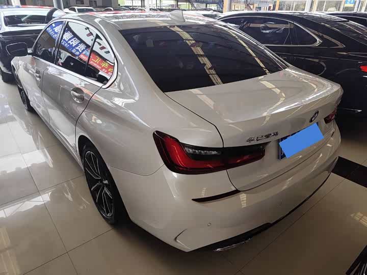 Фото 12 - BMW 3 Series