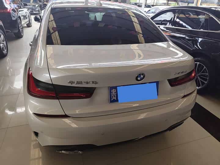 Фото 13 - BMW 3 Series