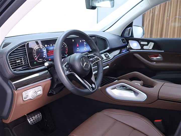 Фото 11 - Mercedes-Benz GLE-Class