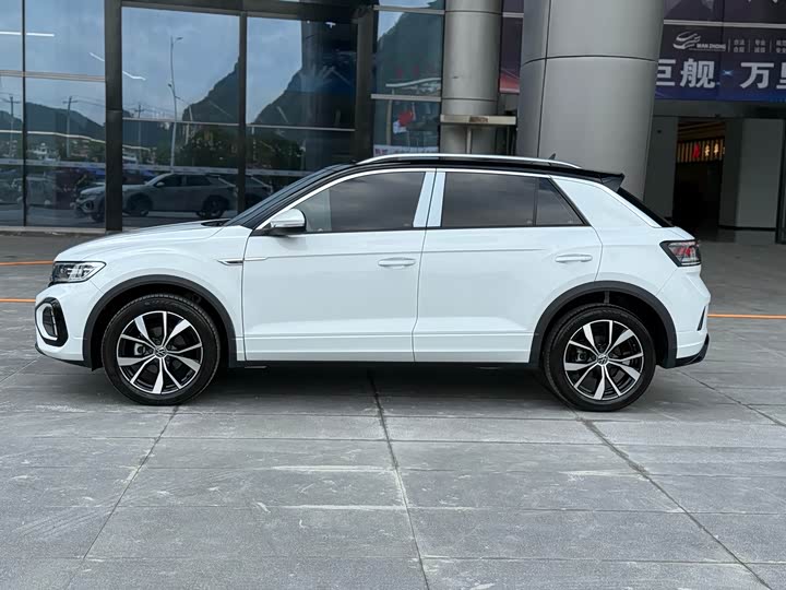 Фото 4 - Volkswagen T-Roc
