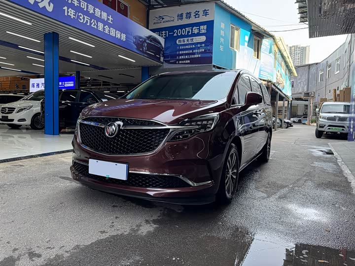 Фото 1 - Buick GL8 ES