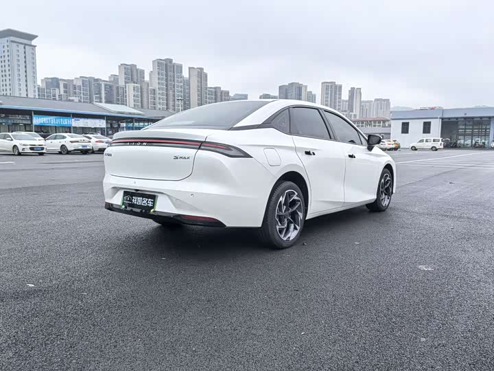 Фото 11 - GAC Aion S Max