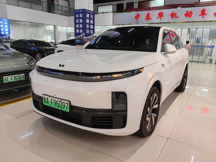 Фото 1 - LiXiang L7