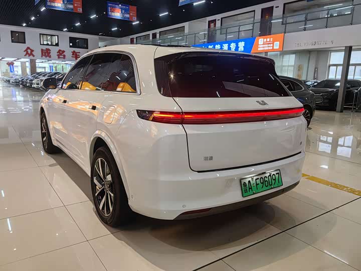 Фото 6 - LiXiang L7