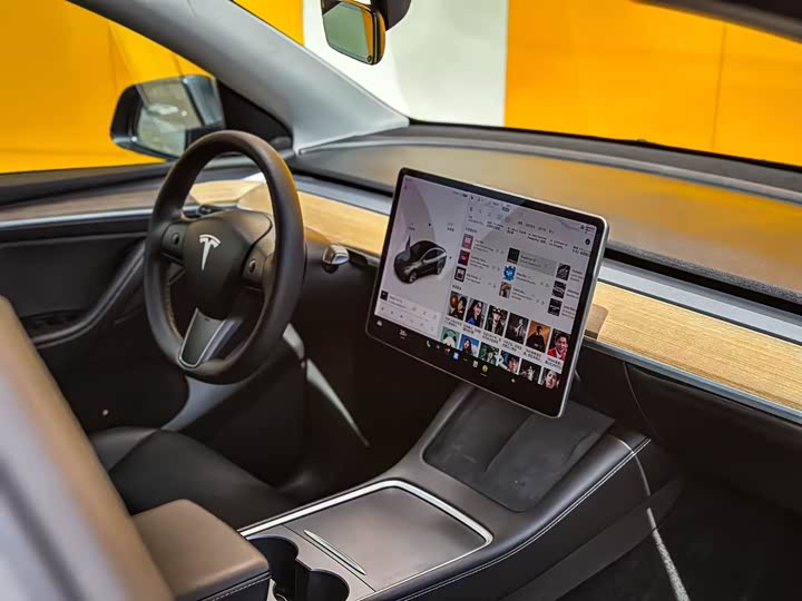 Фото 5 - Tesla Model Y