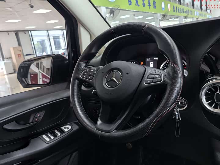 Фото 5 - Mercedes-Benz Vito