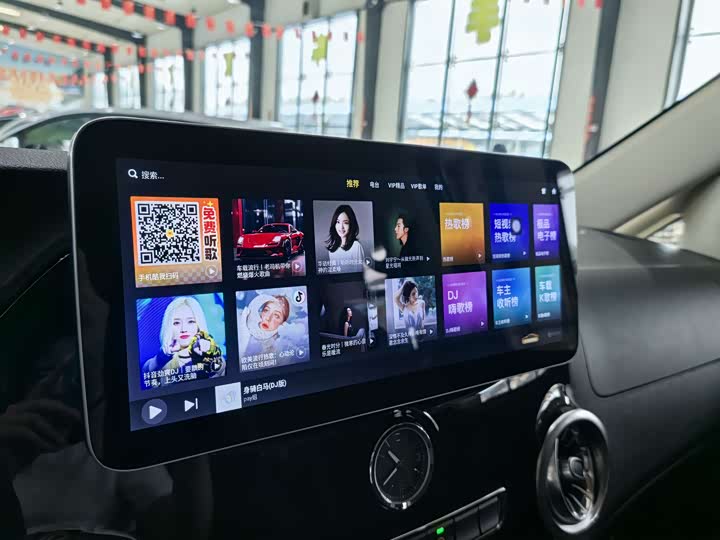 Фото 7 - Mercedes-Benz Vito