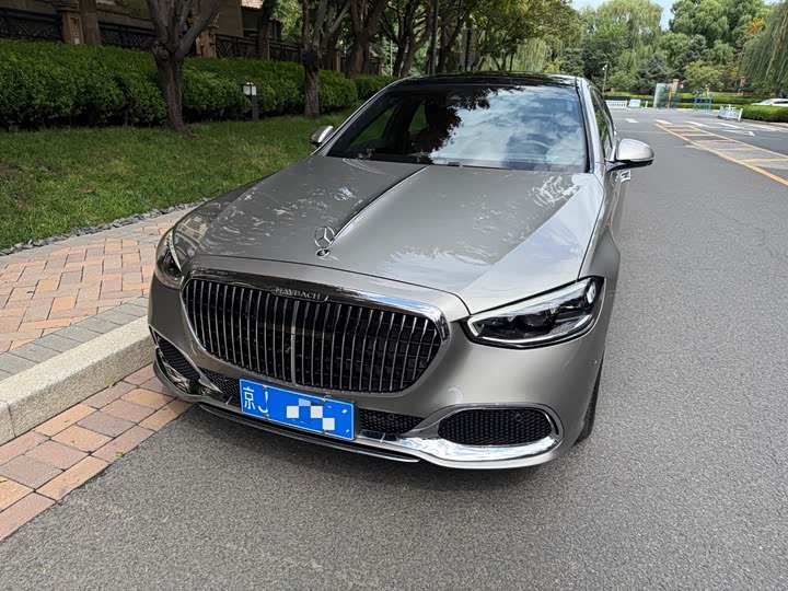 Фото 1 - Mercedes-Benz Maybach S-Class
