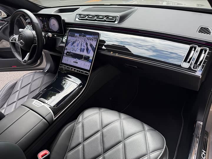 Фото 4 - Mercedes-Benz Maybach S-Class