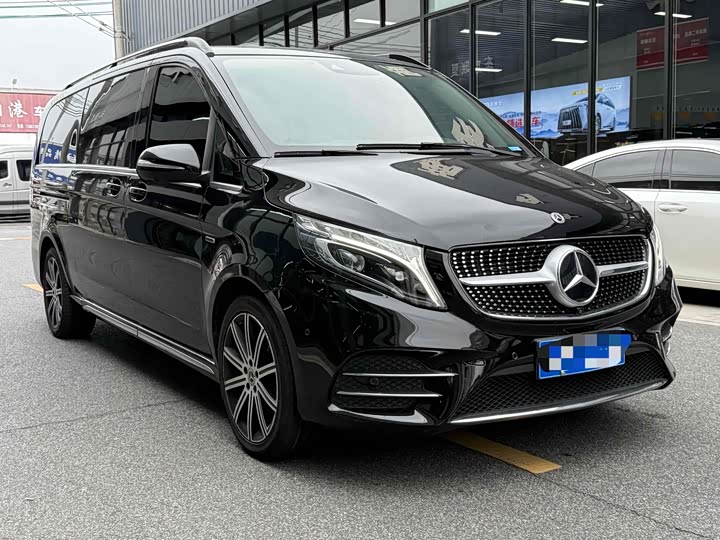 Фото 3 - Mercedes-Benz V-Class
