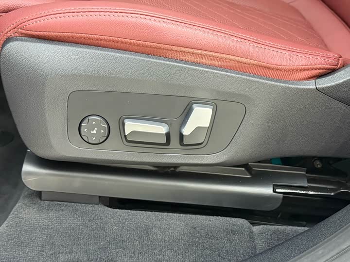 Фото 16 - BMW X3