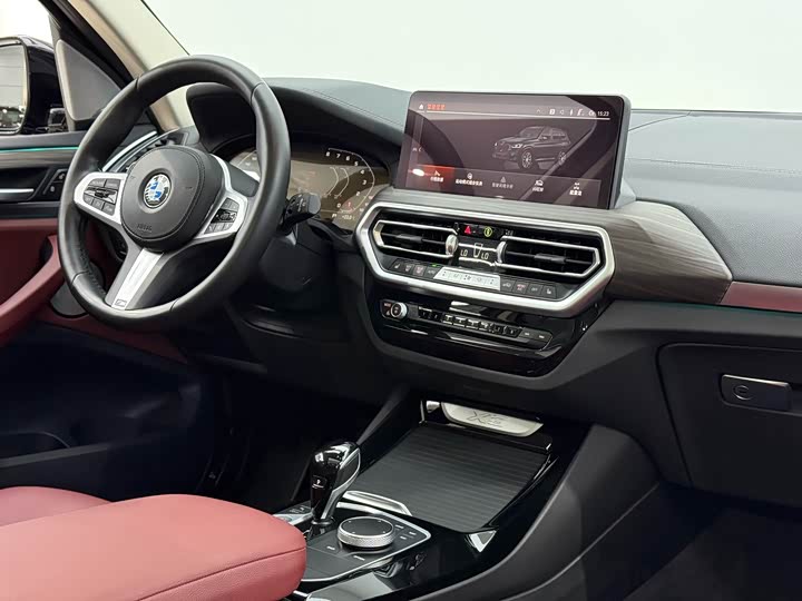 Фото 24 - BMW X3