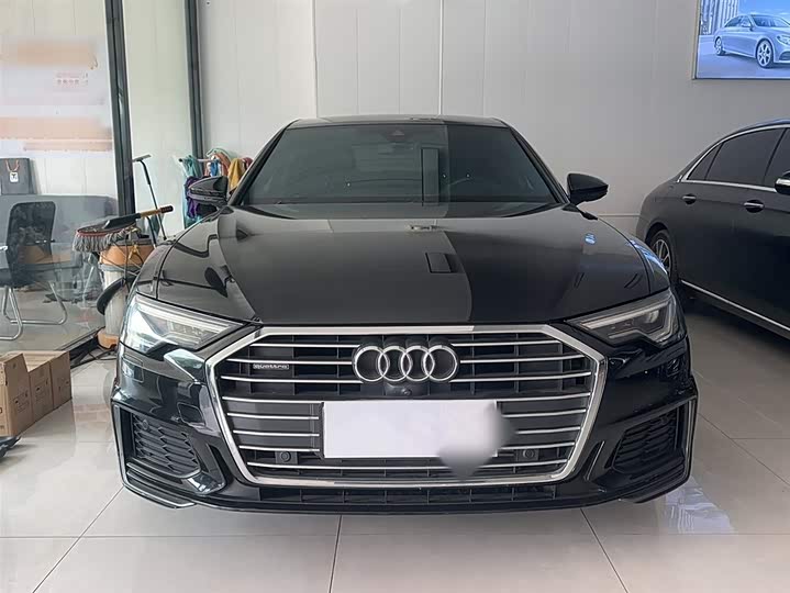 Фото 3 - Audi A6L