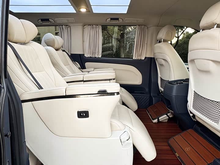 Фото 11 - Mercedes-Benz Vito