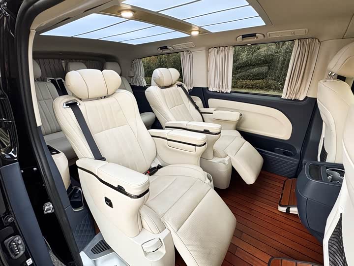 Фото 14 - Mercedes-Benz Vito