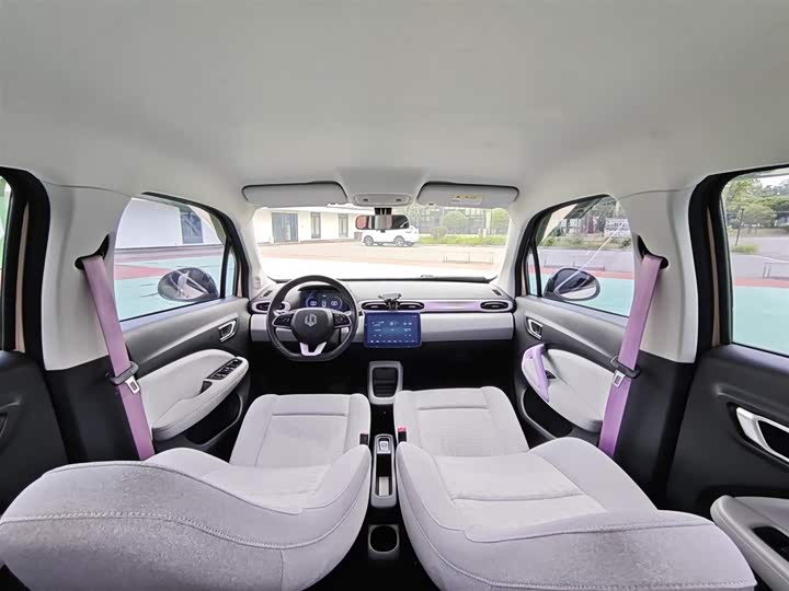 Фото 14 - Leapmotor T03