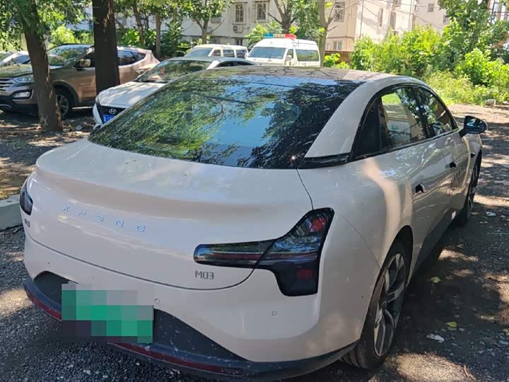 Фото 4 - XPeng Mona M03