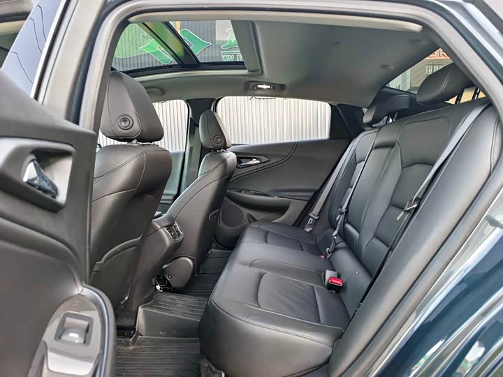 Фото 13 - Chevrolet Malibu XL