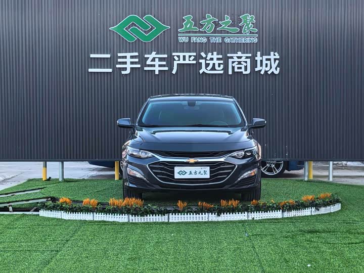 Фото 2 - Chevrolet Malibu XL