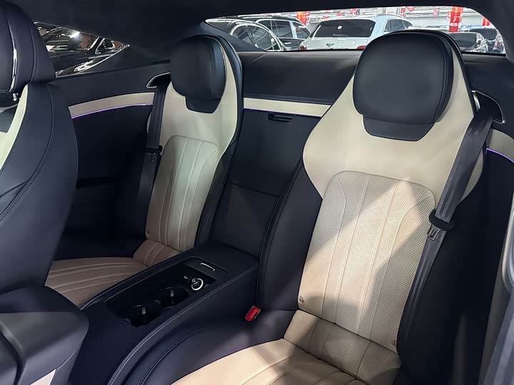 Фото 10 - Bentley Continental GT