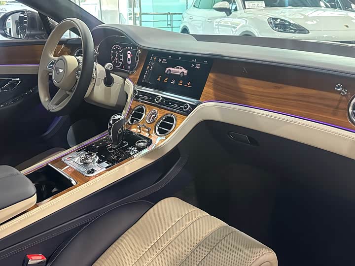 Фото 14 - Bentley Continental GT