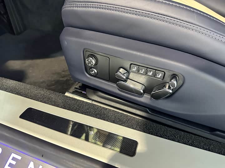 Фото 20 - Bentley Continental GT