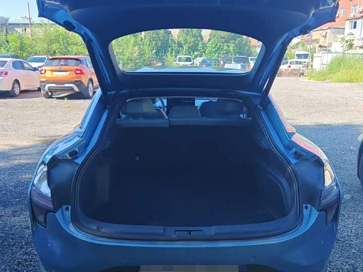 Фото 9 - XPeng Mona M03