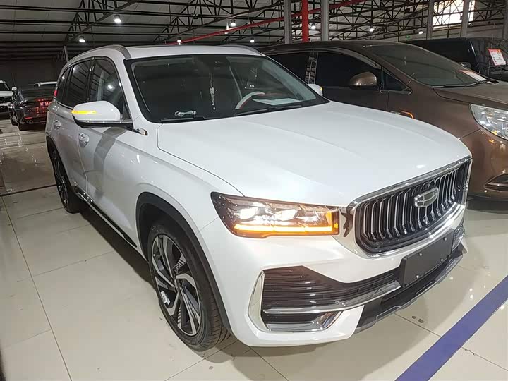 Фото 4 - Geely Monjaro