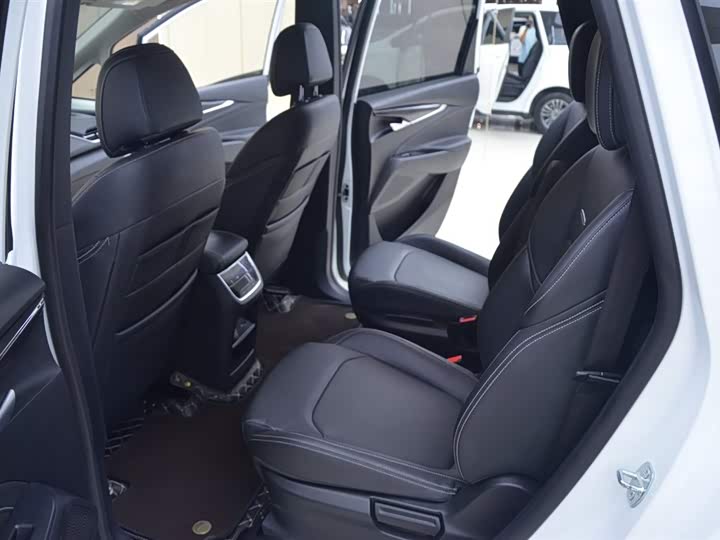 Фото 5 - Maxus G50