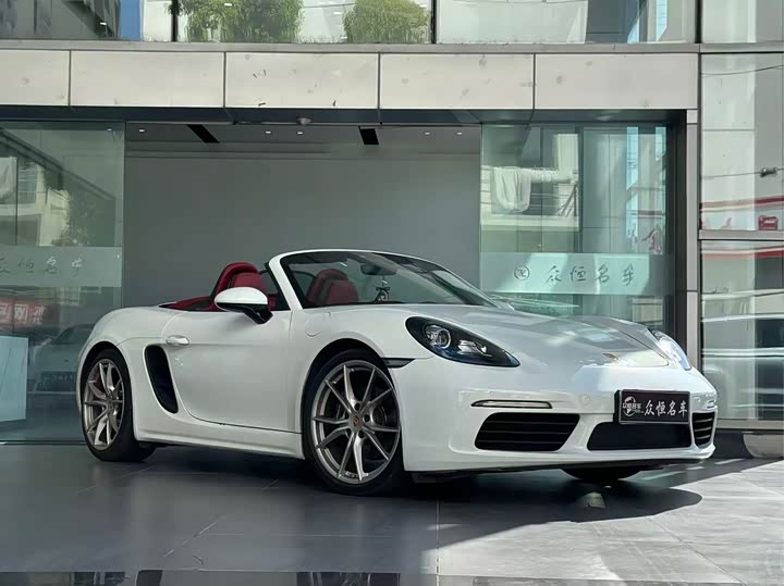 Фото 3 - Porsche 718