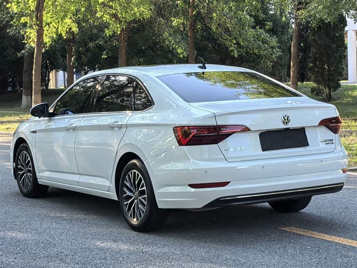 Фото 20 - Volkswagen Sagitar L