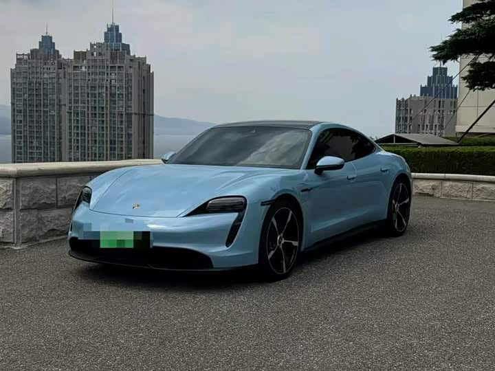 Фото 1 - Porsche Taycan