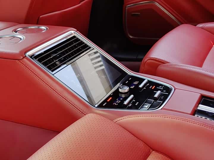 Фото 16 - Porsche Panamera