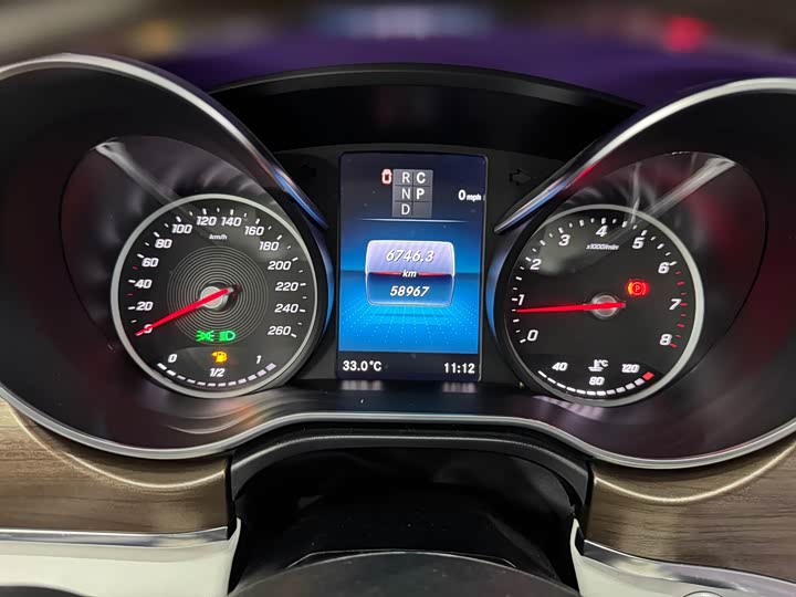 Фото 23 - Mercedes-Benz V-Class