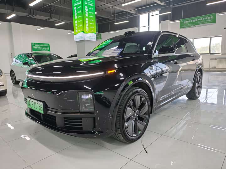 Фото 1 - LiXiang L7