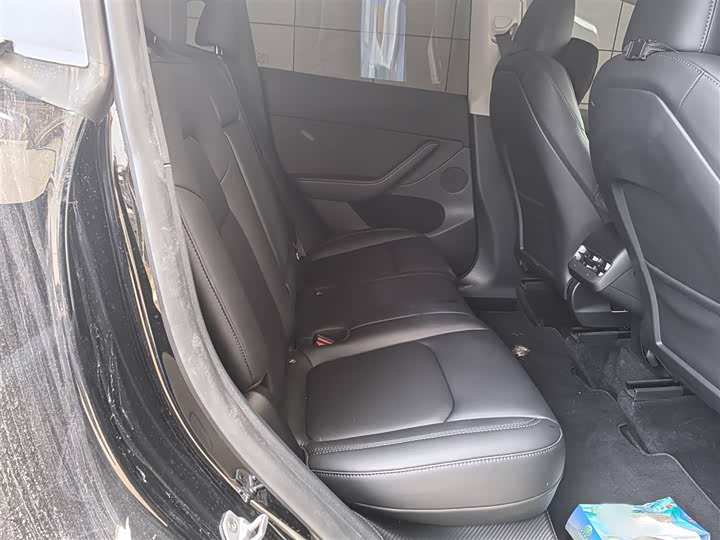 Фото 4 - Tesla Model Y