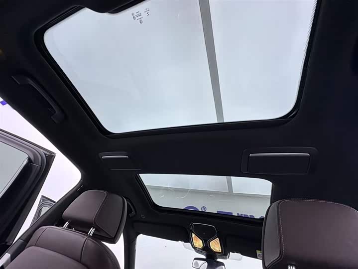 Фото 22 - BMW 7 Series