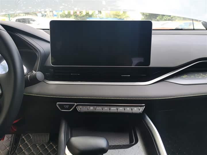 Фото 13 - Geely Preface