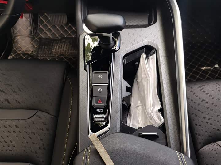 Фото 14 - Geely Preface