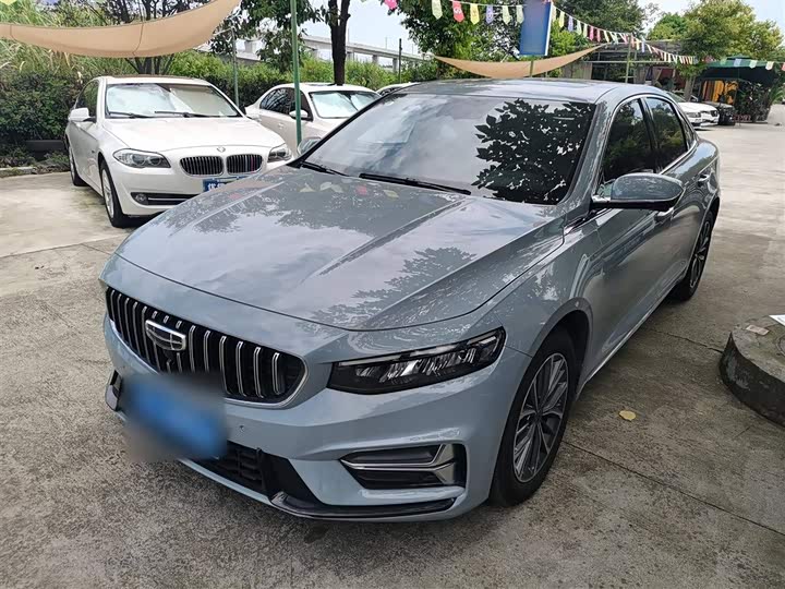 Фото 2 - Geely Preface