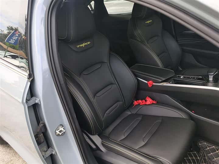 Фото 25 - Geely Preface