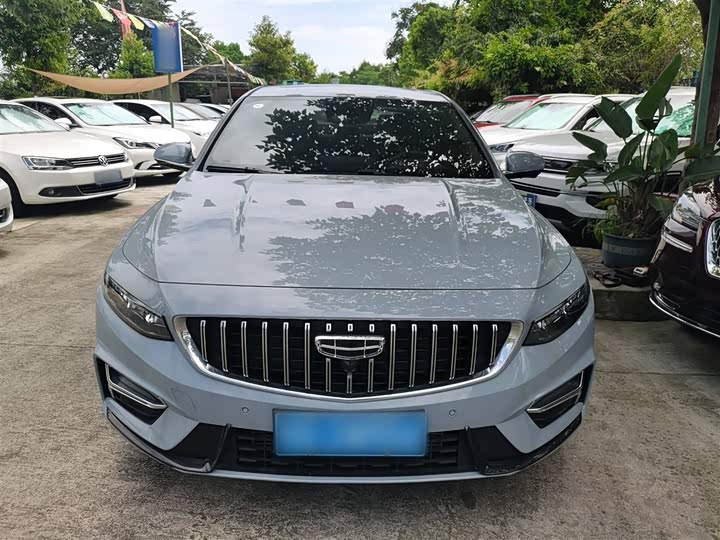 Фото 3 - Geely Preface