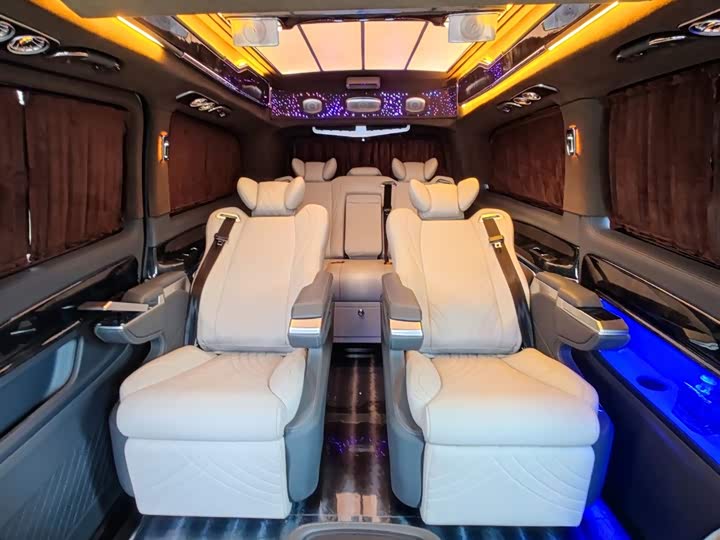 Фото 11 - Mercedes-Benz Vito