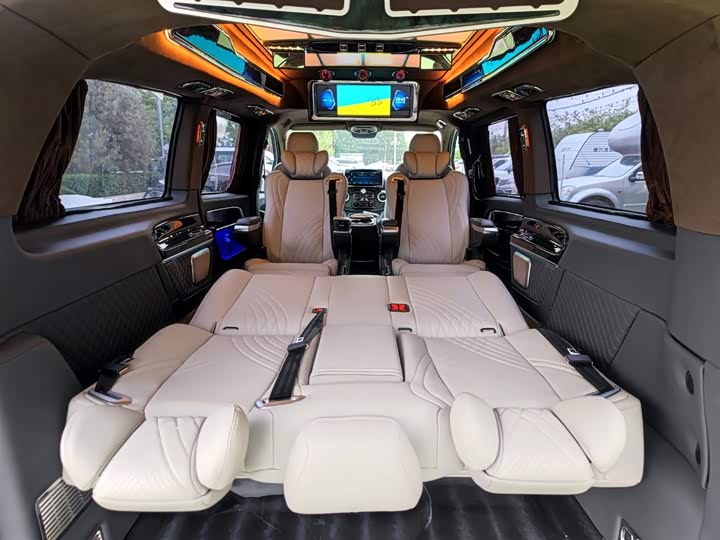 Фото 12 - Mercedes-Benz Vito