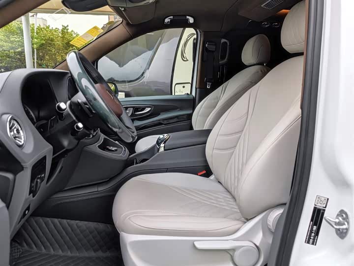 Фото 6 - Mercedes-Benz Vito