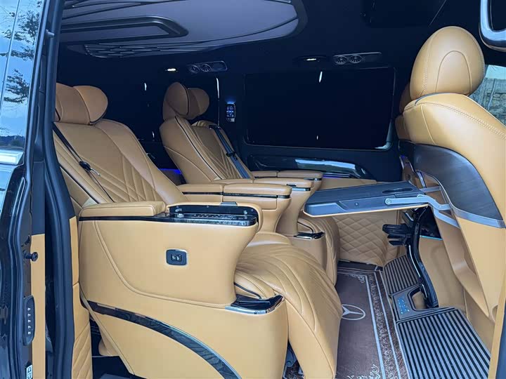 Фото 9 - Mercedes-Benz Vito